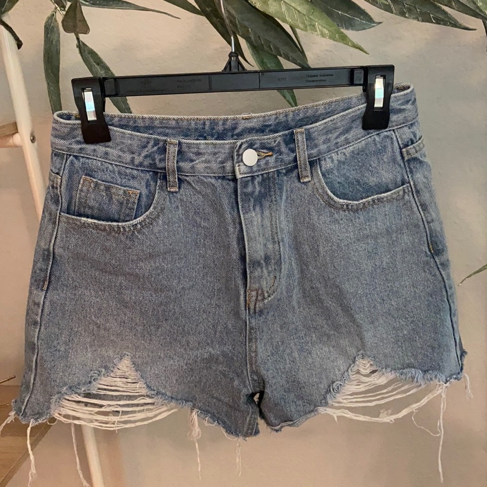 🔴SOLD🔴 Shein denim shorts